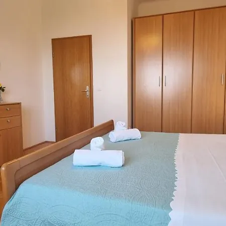 Anamarija Apartmán *
