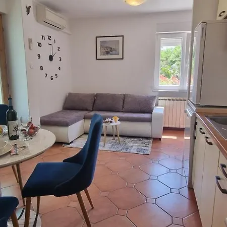 Anamarija Apartment Opatija