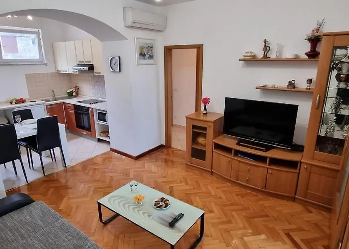 Anamarija Apartamento Opatija