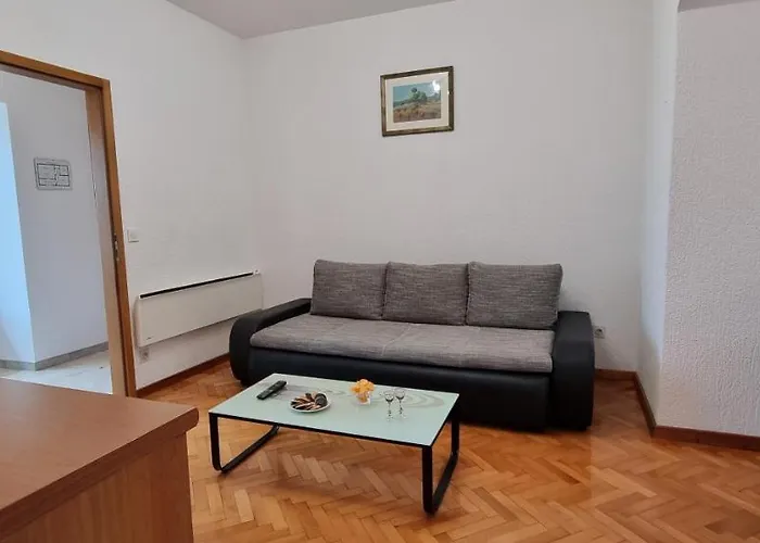 Anamarija Apartment *