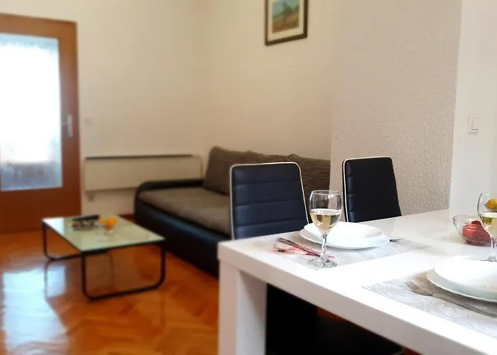 Apartamento Anamarija *