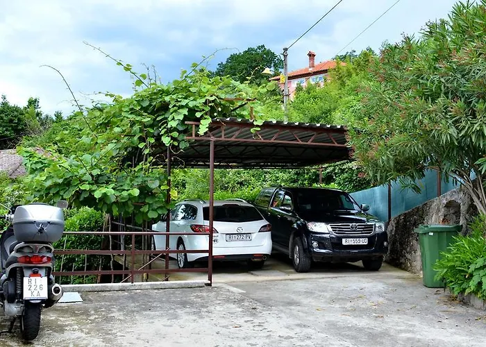 Anamarija Apartamento *